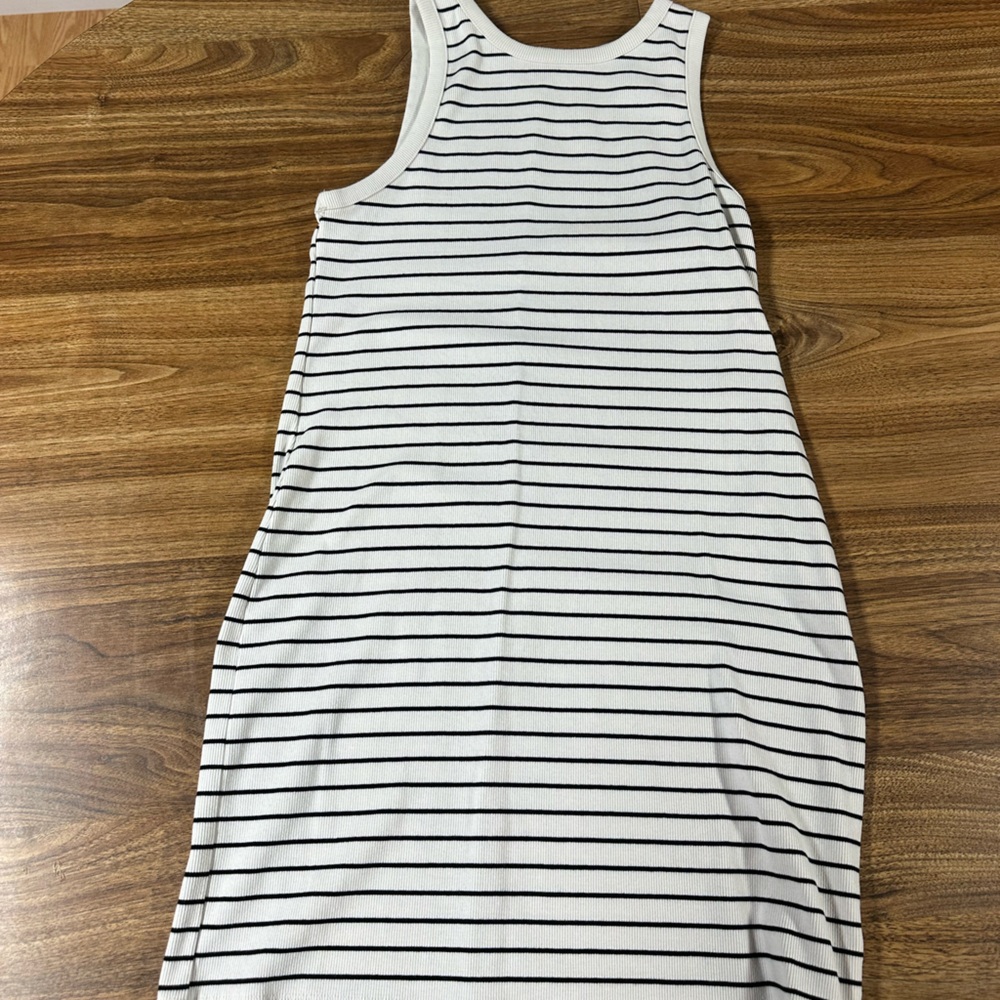 Casual Black and White Striped Midi Dress